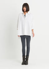 Load image into Gallery viewer, Classic easy shirt in black and obsidian.Women's clothing Long Island, Woodbury, Greenvale, New York. High-end women's fashion Long Island Designer clothing Woodbury NY Luxury women's clothing Greenvale Fashion boutiques on Long Island Women's designer fashion stores Woodbury NY fashion boutiques