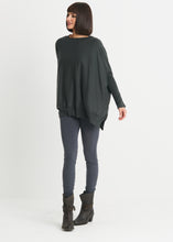Load image into Gallery viewer, Stylish long sleeve pullover crew.Women&#39;s clothing Long Island, Woodbury, Greenvale, New York. High-end women&#39;s fashion Long Island Designer clothing Woodbury NY Luxury women&#39;s clothing Greenvale Fashion boutiques on Long Island Women&#39;s designer fashion stores Woodbury NY fashion boutiques
