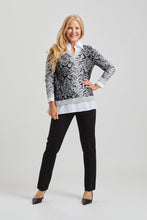 Load image into Gallery viewer, Lovely patterned v neck sweater.Women&#39;s clothing Long Island, Woodbury, Greenvale, New York. High-end women&#39;s fashion Long Island Designer clothing Woodbury NY Luxury women&#39;s clothing Greenvale Fashion boutiques on Long Island Women&#39;s designer fashion stores Woodbury NY fashion boutiques
