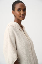 Load image into Gallery viewer, Textured Jacquard Hooded Zipped Jacket